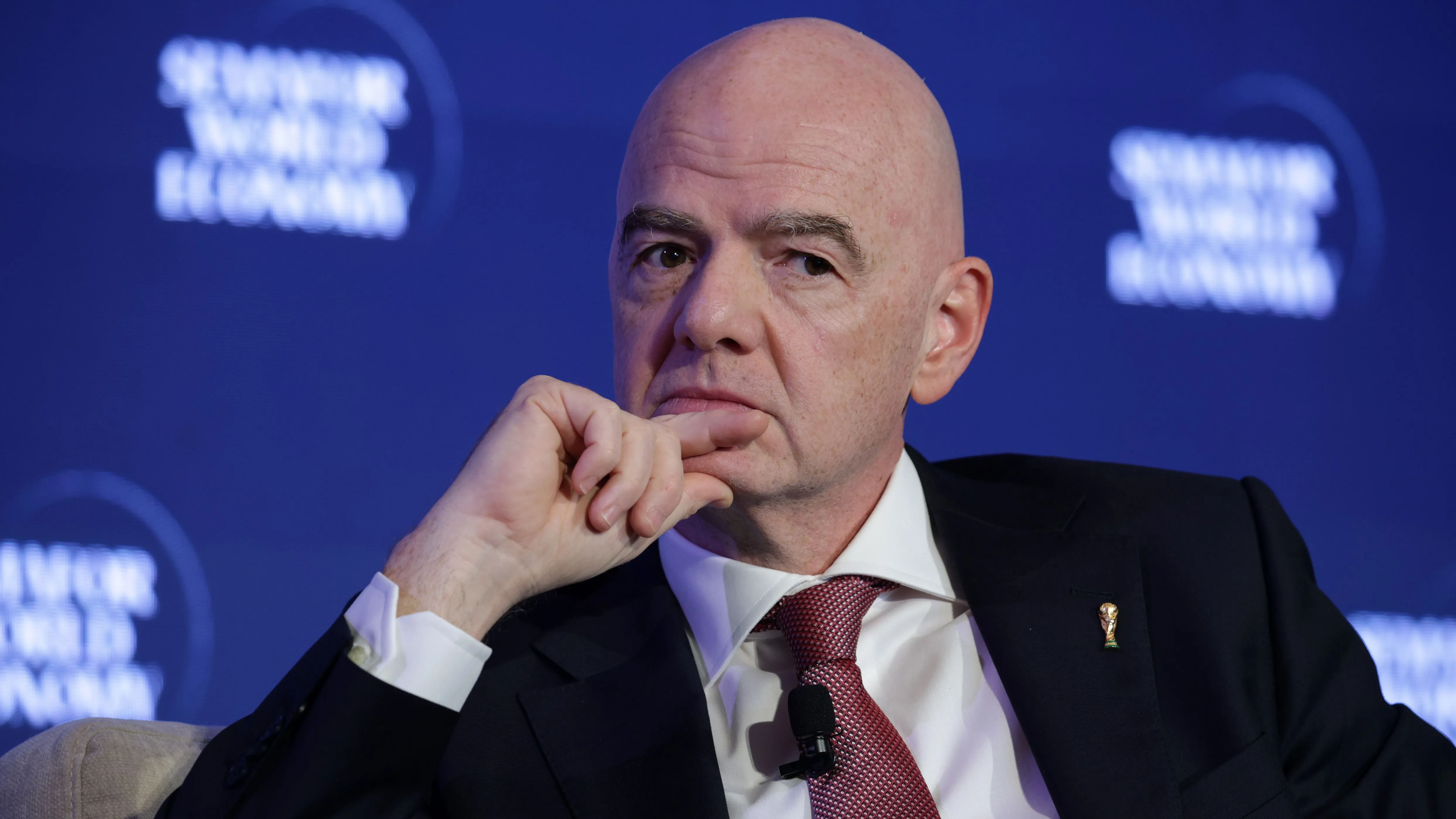 FIFA致信211会员协会:道歉、承认错误并警告维护声誉