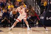 火勇大战！ESPN预测明日NBA杯胜率：火箭为55.3% 勇士44.7%
