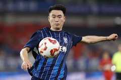 鄂媒:邓涵文合同年底到期,武汉三镇应不惜一切代价留住他