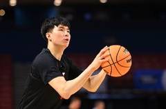 媒体人:李贤重拒回国打球不仅因海外水平更高 CBA有后门&KBL没有