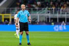 安东尼-泰勒执法超20场球队中，切尔西场均吃2.36张黄牌最多