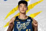 媒体人:王洪泽再高5cm就好了 那能把易建联退役后的空缺彻底补上
