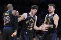 里夫斯：詹东今天都打得好 若我能稍微再打好点我们能赢更多
