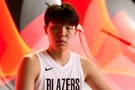 拓记：杨瀚森的篮板保护、犯规控制、选位判断、身体对抗还需打磨