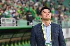 媒体人:外界对李明的评价呈现多级化,有国安名宿直言李明的问题