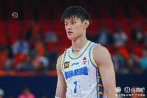 媒体人：曾凡博的手续还没有办完 今晚对福建依旧未能登场