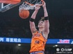 身手全能！王哲林半场6中3贡献9分6板3助1帽 正负值+16