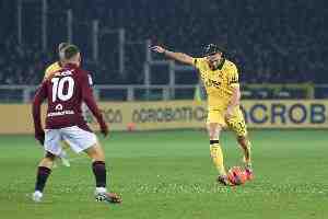 米兰12月最佳进球：拉比奥特对都灵打进的29米世界波