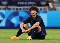 德媒:热刺21岁日本籍中卫高井幸大外租门兴,后者拥有买断条款