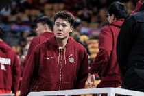 媒体人:赵睿无需再磨合 2月复出也为国家队后续比赛打好身体基础