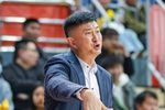 媒体人:无论是阵地战还是快攻 广东男篮都处于被随意拿捏的状态