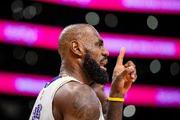 夸梅:詹姆斯通过富保罗控制了联盟 让NBA修改规则&允许他走步