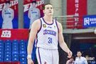 状态出色！大卫·詹姆斯15中10高效拿下26分12板2助1帽