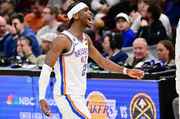 亚历山大：上场就要抓住机会战斗去提升自己 今天我们做到了