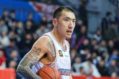 鲁媒：山东男篮三名外援稳定输出 陶汉林和陈林坚一内一外不手软