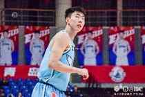 段昂君首次入选全明星！记者：配得上 赛季初迷失 上轮三分9中8