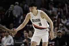 拓记：杨瀚森被上了一课 NBA很残酷更多的时候是不进则退