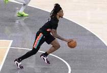 40分12板12助！卡斯尔：梦想成真的感觉 感觉在场上怎么投怎么有