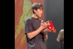 杨瀚森的俄勒冈州马年春晚体验！最后还上台祝词祝大家吃饱喝好