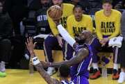 科尔：詹姆斯推动无位置篮球的发展 你问我他打什么位置&我不知道