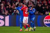 哈塞尔巴因克:维尼修斯被歧视了否则对方为何捂嘴 我曾被吐口水