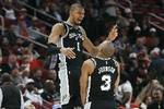 力挺队友！凯尔登·约翰逊赛后采访：维克托·文班亚马！MVP！