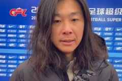 李提香：球迷花钱就是来看我们胜利的，他们没有义务理解我们