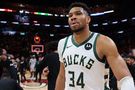 杰弗森:雄鹿离目标相去甚远 球队现在显然已经崩盘了