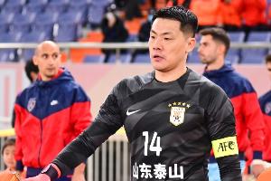 鲁媒:王大雷、高准翼未随泰山队出征青岛,五外援具备出场条件
