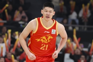 CBA常规赛MVP候选人名单:胡金秋、贺希宁、徐杰、张镇麟在列