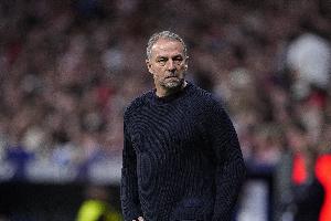 世体:弗里克需决定坎塞洛和拉什福德未来,并明确莱万的去留
